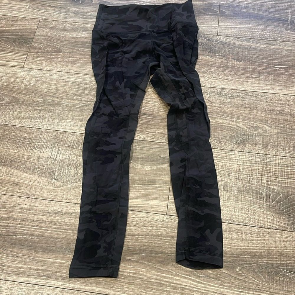 Lululemon camo Align Pant - 24” inseam